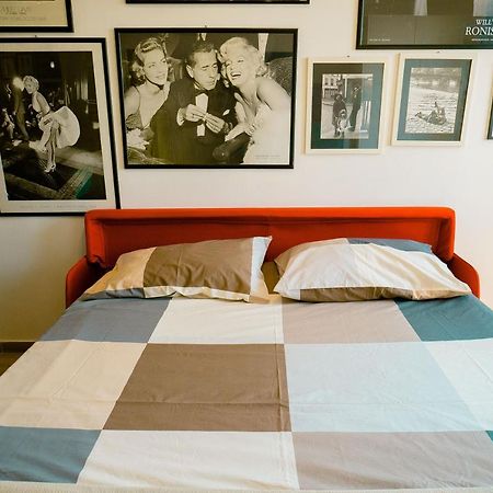 Hollywood Apartment Near Station With Parking Барі Екстер'єр фото